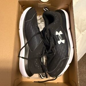 Women’s Under Armour Size 9 Black and White Sneakers